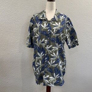 Columbia PFG button Down